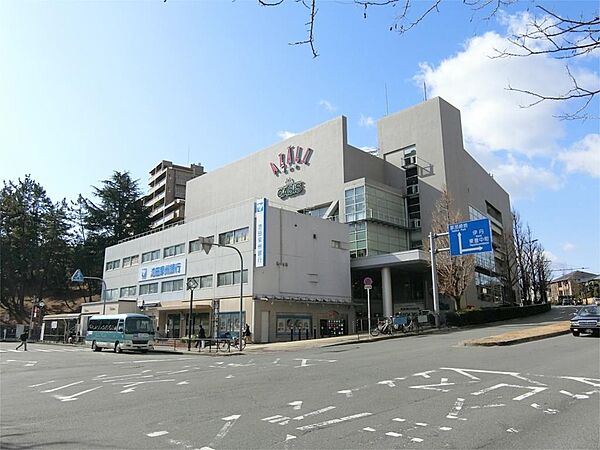 池田泉州銀行 桃山台支店（520m）