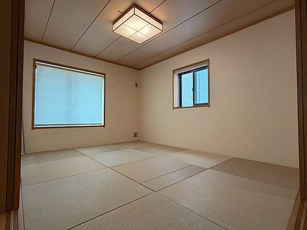 和の雰囲気も取り入れたLDK隣接の和室♪