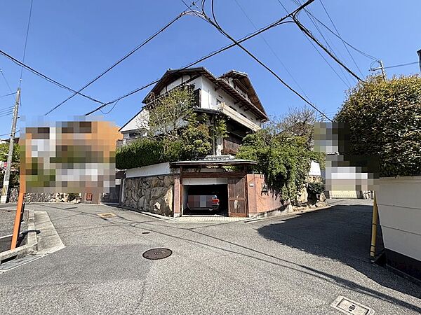 外観：327001534294