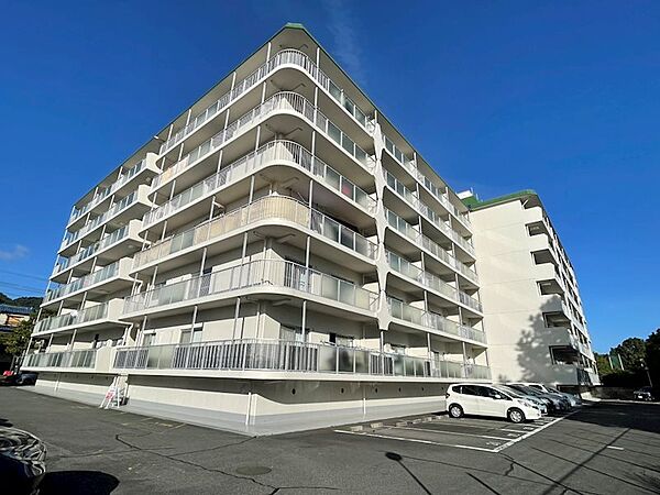外観：327002255379