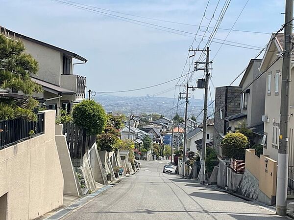 前面道路は南側約7.9m