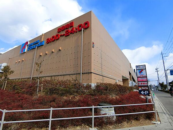 万代 西神中央店（564m）