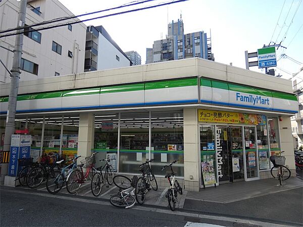 ファミリーマート 天六本庄東店（208m）