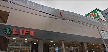 ライフ堺筋本町店（247m）