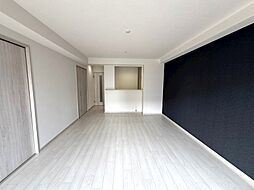 ジオ茨木学園町参番館 3LDKのリビング/ダイニング