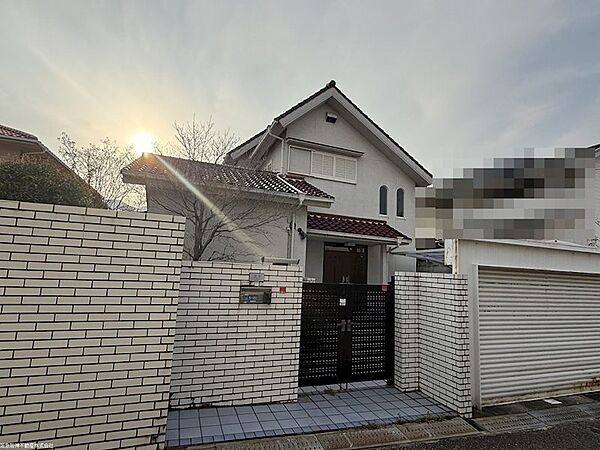 外観：328000629718