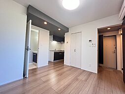 JR鹿児島本線 九州工大前駅 徒歩9分の賃貸アパート 1階1LDKのリビング/ダイニング