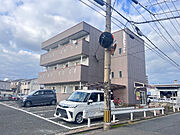 片野駅より徒歩13分 築25年7ヶ月 3階建の賃貸物件