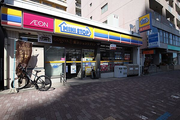 画像24:ミニストップ　覚王山駅前店