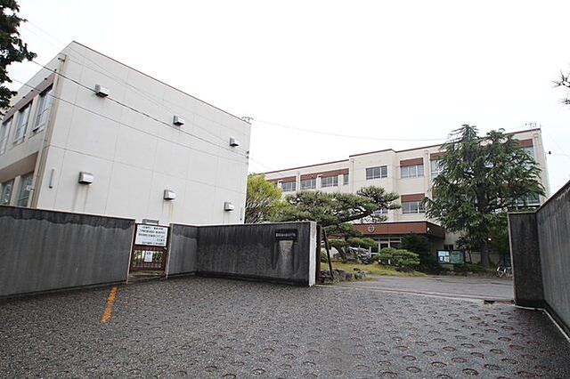 名古屋市立猪高中学校