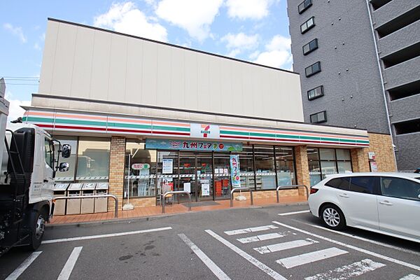 画像9:セブン−イレブン　名古屋太閤通4丁目店