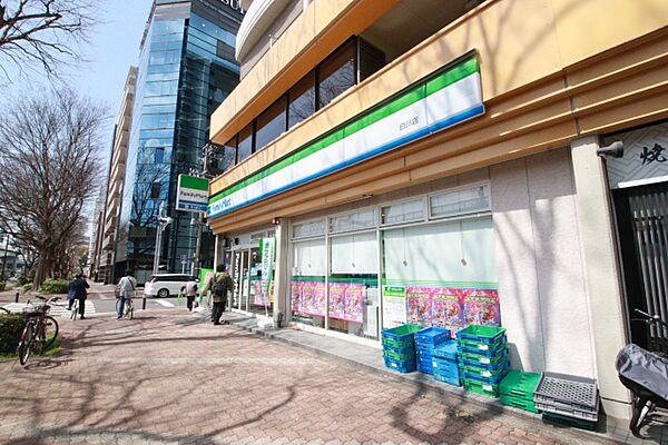 画像22:ファミリーマート　白川店