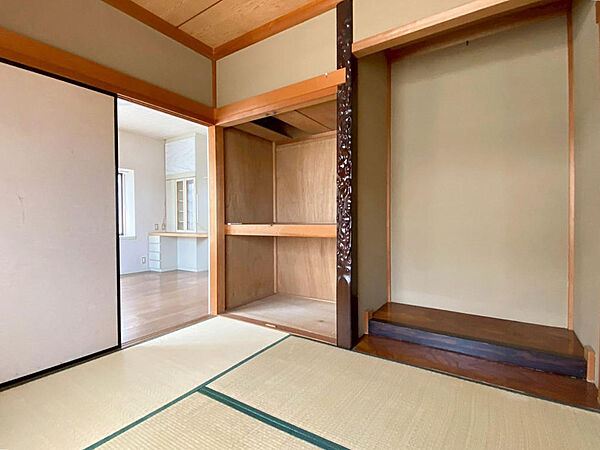 和室あり。落ち着くお部屋です。