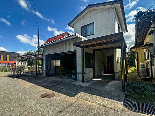 外観：317000011025