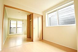 viola mitaka 201 2階1DKのリビング/ダイニング