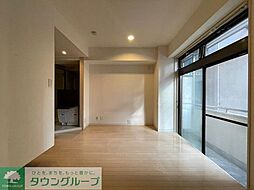 ミキビルタイプオー 1 2階ワンルームのリビング/ダイニング