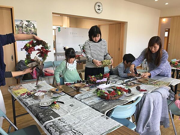 杜のプラザ(集会施設)では様々な催しものも開催されています※書道教室や英会話スクールなども開催