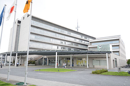青梅市役所