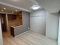 クレストコート上野 901 9階2LDKのリビング/ダイニング