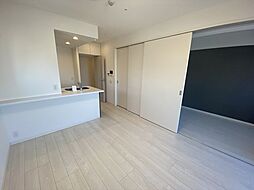 コンフォリア台東根岸 201 2階1LDKのリビング/ダイニング