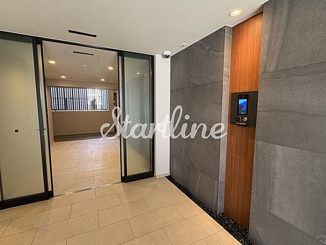 16 / 32