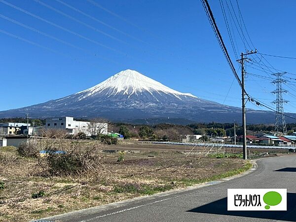 敷地内からの富士山