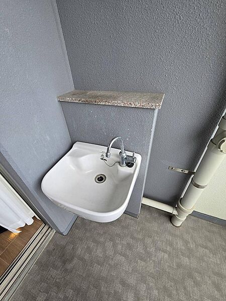 掃除やガーデニング、プール遊びも快適。外回りの家事が一気にラクになる万能水栓です