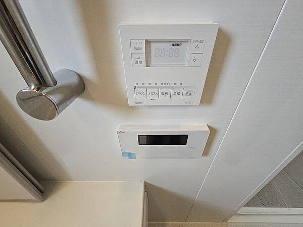 自宅で手軽にサウナ気分を楽しめるミストサウナ機能付き♪