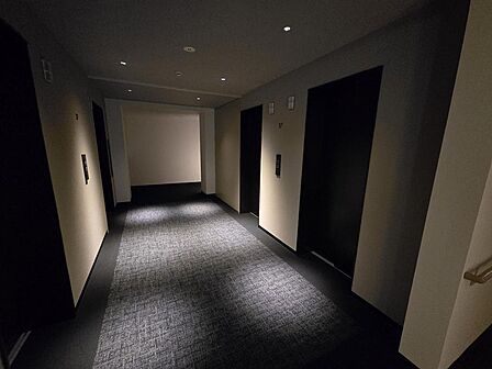 共用廊下もきれいに整備されており、清潔感があります☆