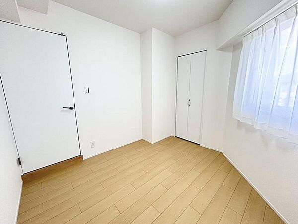 使い勝手の良い居室は、寝室や子ども部屋など幅広い用途に対応できます☆