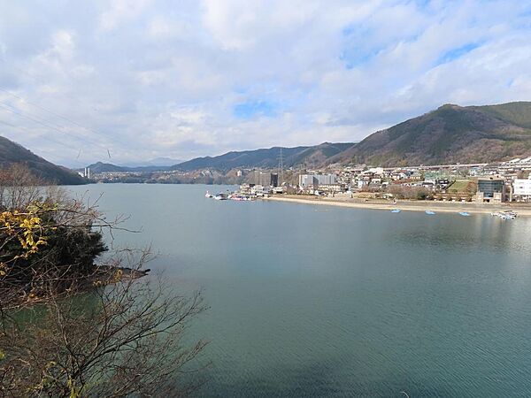 相模湖へのアクセスもしやすいです。
