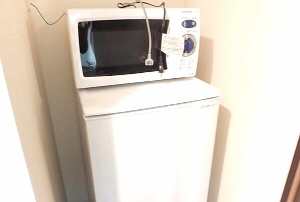 画像14:●家電（冷蔵庫・洗濯機・電子レンジ）の搬入時の立会い及び退去時の処分はお客様にてお願いします。