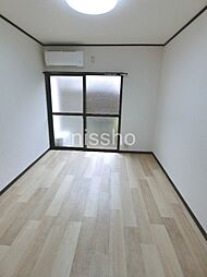 １０８−若宮フラット 102 1階1Kの室内