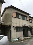 亀山駅より徒歩11分 1階 築46年の賃貸物件