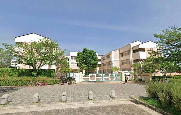 【小学校】神戸市立井吹東小学校まで850ｍ
