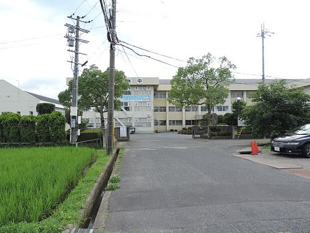 【中学校】甲賀市立水口中学校まで1600ｍ