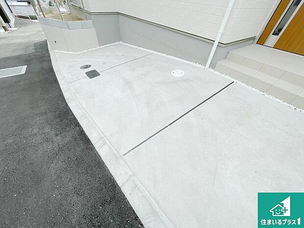 駐車スペース！散水栓があるので、こまめに愛車を洗えます！