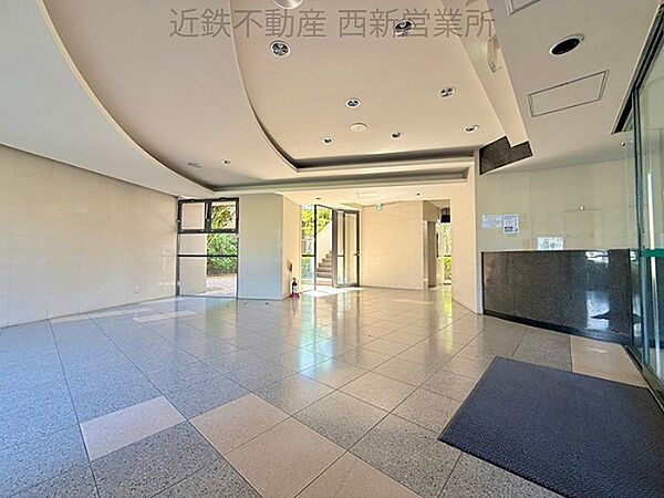 エントランスを拡大表示
