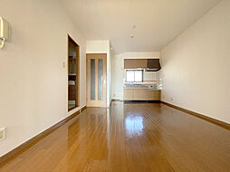 JR可部線 梅林駅 徒歩6分の賃貸マンション 1階2LDKのリビング/ダイニング