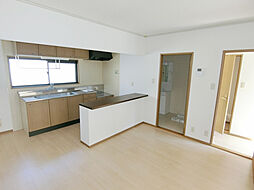 広島電鉄宮島線 草津駅 徒歩9分の賃貸アパート 1階3LDKのリビング/ダイニング