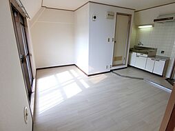 JR山陽本線 新井口駅 徒歩8分の賃貸マンション 3階1LDKのリビング/ダイニング