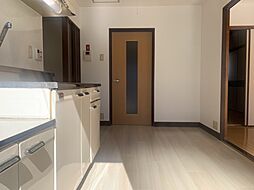 広島電鉄8系統 舟入川口町駅 徒歩16分の賃貸マンション 3階2DKのリビング/ダイニング