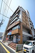 福島町駅より徒歩16分 築40年10ヶ月 6階建の賃貸物件