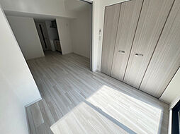 広島電鉄2系統 西観音町駅 徒歩4分の賃貸マンション 13階1LDKのリビング/ダイニング