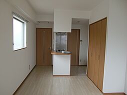 広島電鉄1系統 市役所前駅 徒歩3分の賃貸アパート 9階ワンルームのリビング/ダイニング