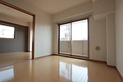 JR可部線 七軒茶屋駅 徒歩1分の賃貸マンション 4階2LDKのリビング/ダイニング