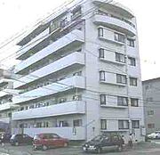 上八木駅より徒歩7分 3階 築37年7ヶ月の賃貸物件