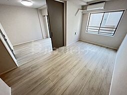 Alivis新江古田 2階1LDKのリビング/ダイニング