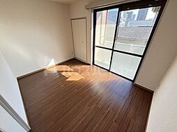 ロイヤルメゾン中丸 3階1Kのリビング/ダイニング