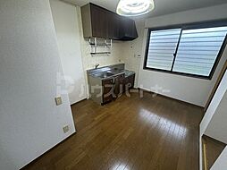 クローバーハイツ 202 2階2DKのリビング/ダイニング